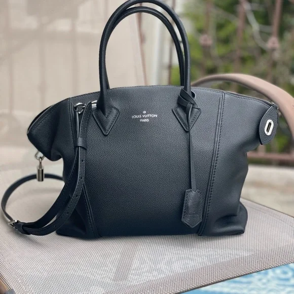 Louis Vuitton black leather top handle bag - Picture 4 of 13